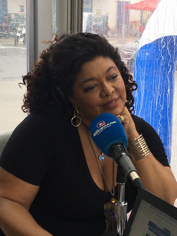 CRIADO O FÃ CLUBE DA AFRO-BRASILEIRA  JORNALISTA SILVANA OLIVEIRA EM SALVADOR BAHIA. VENHA  APRENDER COM OS CURSOS E DICAS DE COMO SE COMUNICAR BEM.. https://www.facebook.com/groups/faclubejornalistasilvanaoliveira.