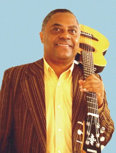 CANTOR  GERALDO MARROM. CONTATO SHOWS DE EVENTOS  71 9988-6677 . https://www.facebook.com/geraldo.marrom